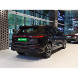 Audi Q5 e-tron 2024 New electric vehicle smart