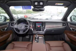 
										Volvo S90 full									