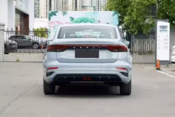 Geely Emgrand 2023