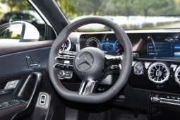 
										Mercedes-Benz A-Class full									