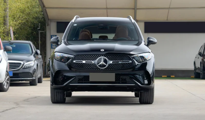 
								Mercedes-Benz GLC full									