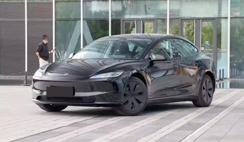 
								Tesla Model 3 2023 full									