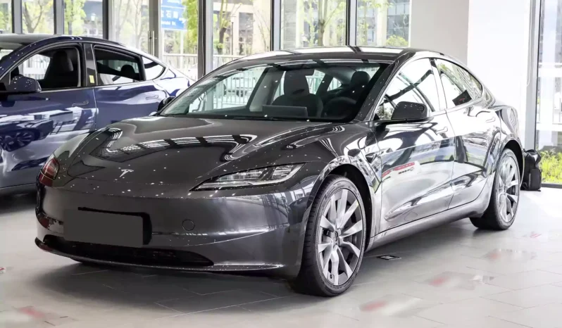 
								Tesla Model 3 2023 full									