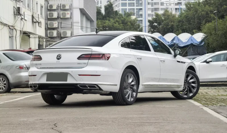 
								Volkswagen Arteon 2024 full									