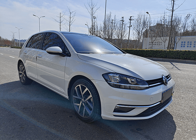 
								Used Volkswagen Golf 2020 full									