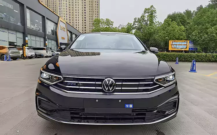 
								Volkswagen Magotan GTE 2021 full									