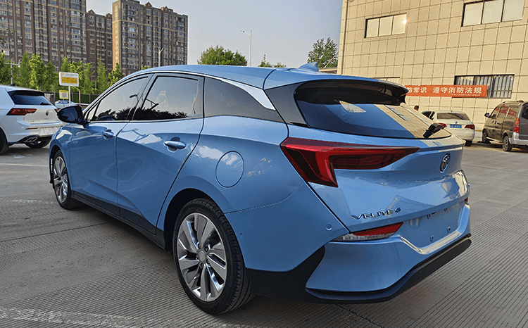 
								Buick Velite 6 PHEV full									