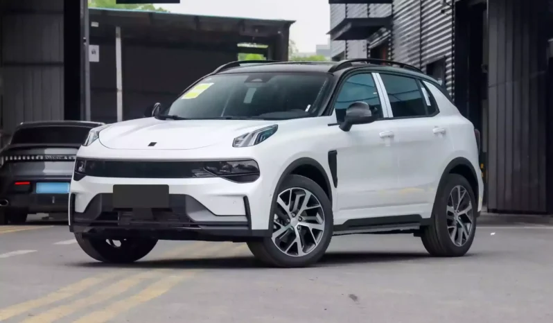 
								Lynk & Co 01 full									