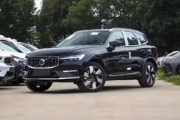 
										Volvo XC60 PHEV full									